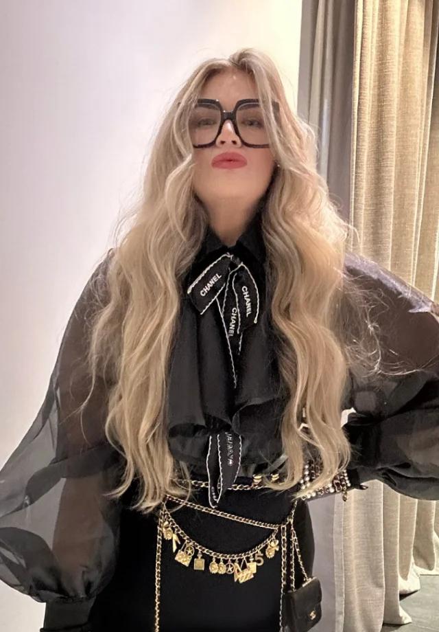 Ashley thumbnail